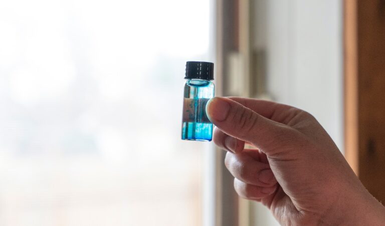 Jak samodzielnie zbadać twardość wody?